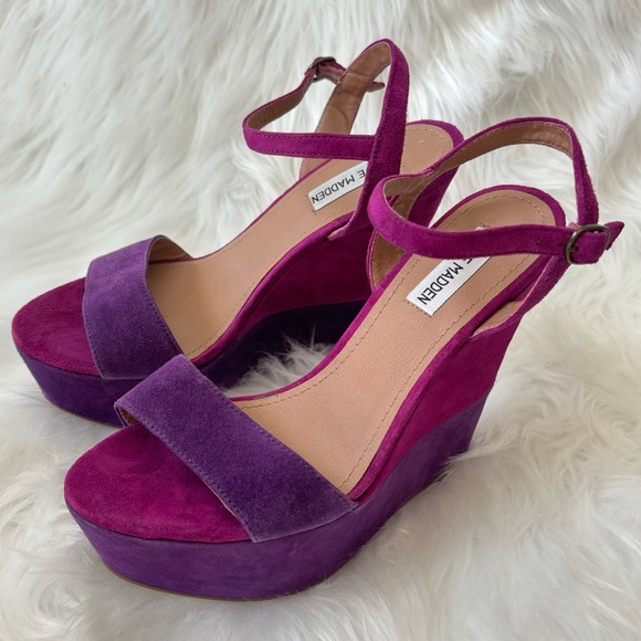 Steve Madden Two Tone Purple Suede Wedges - Picture 5 of 9
